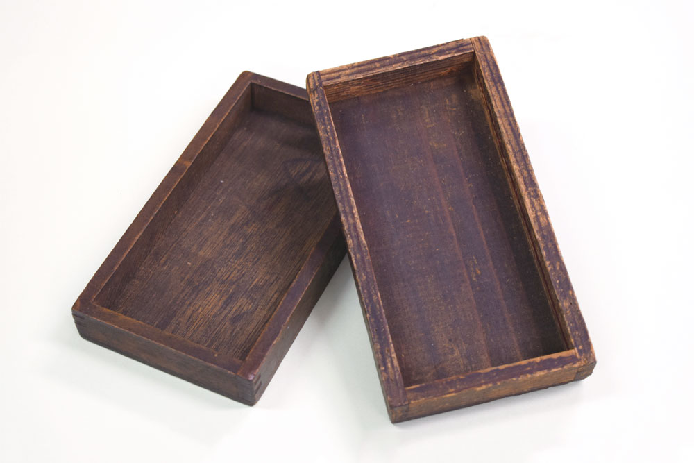 再入荷】【珍しい小型】50-8/活版印刷所で使われていた小箱（文選