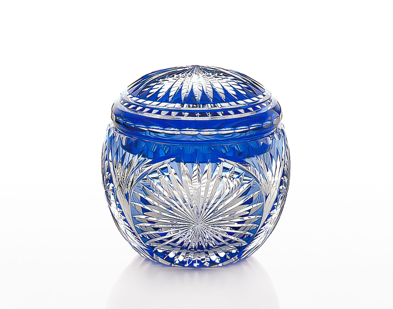 江戸切子 蓋物＜菊花紋＞ | カガミクリスタル