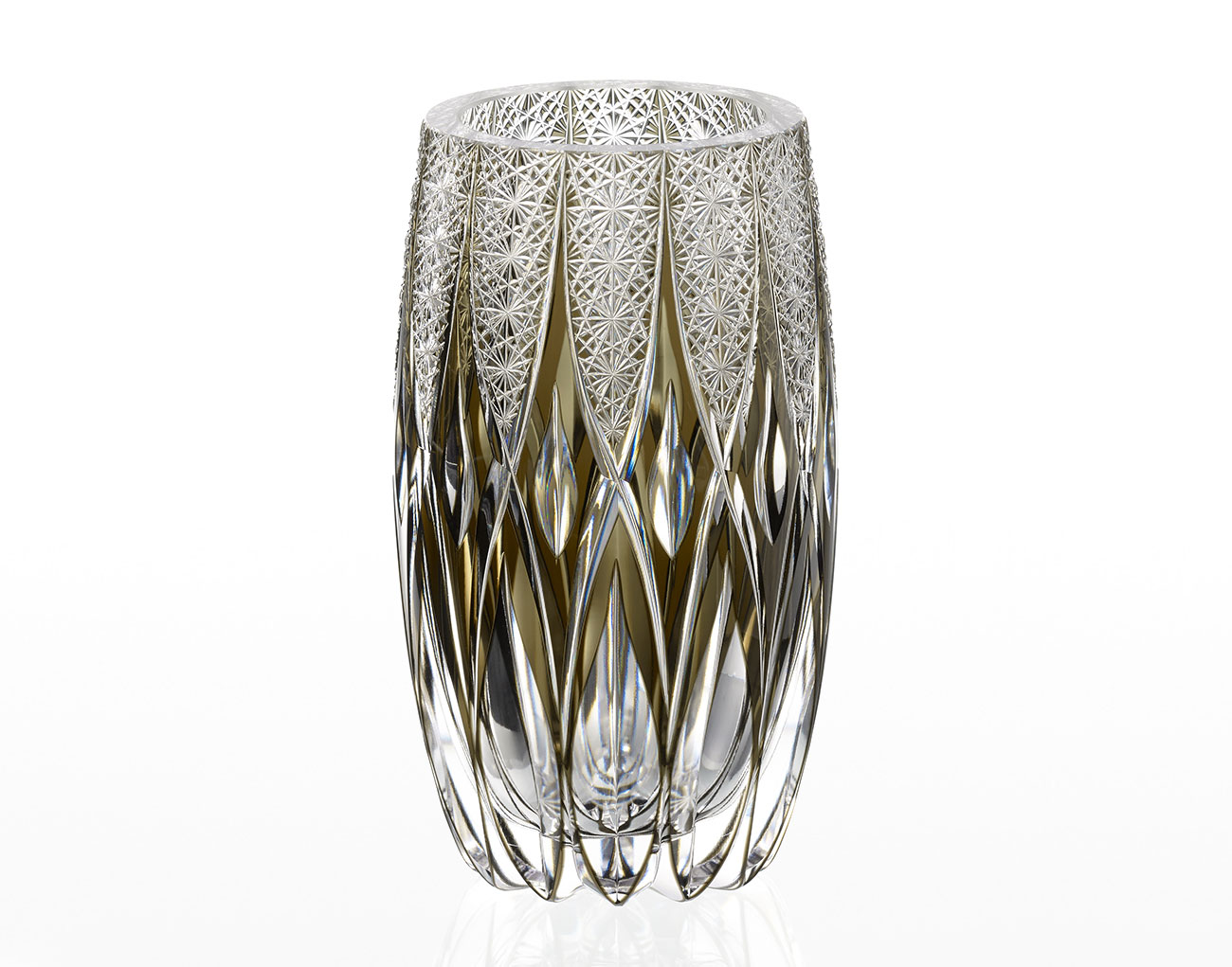 江戸切子 伝統工芸士・根本達也 作 花瓶＜縷々＞ | カガミクリスタル
