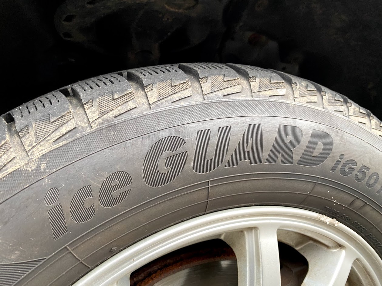 兵庫県北部の方はいつ頃スタッドレスタイヤをノーマルタイヤに変えてい