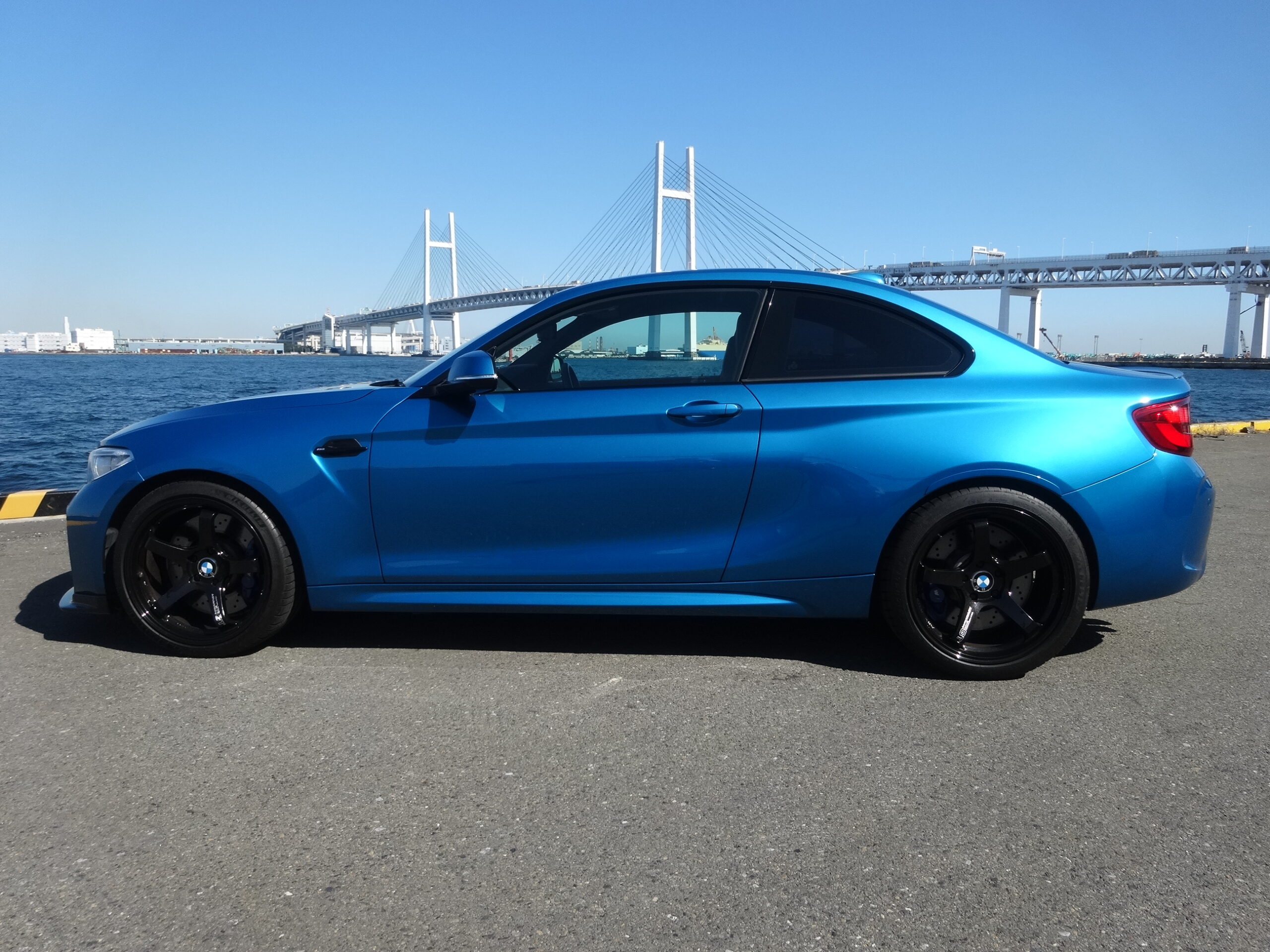 BMW M2クーペ M DCTドライブロジック 低走行1．7万キロ ロングビーチ