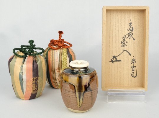 栗山園オンライン通販部 / 【出物】 高取茶入 亀井楽山 鵬雲斎書付