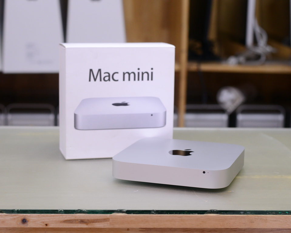 Mac mini i7 2.3GHz. RAM 16GB. SSD 500GB + HDD 1TB. Late.2012. TOP