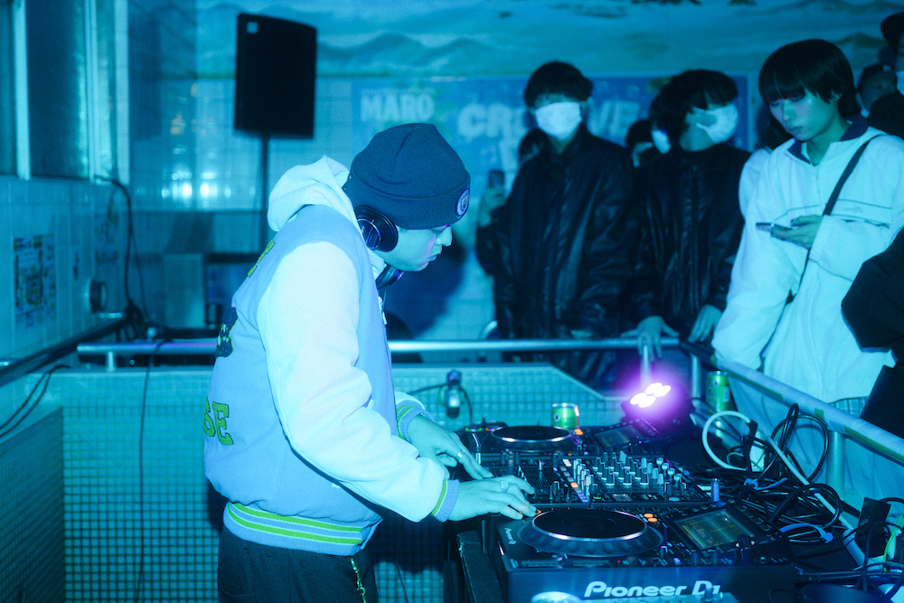 銭湯で音楽を。クリエイティブドラッグストアとマーロが組んだDJ