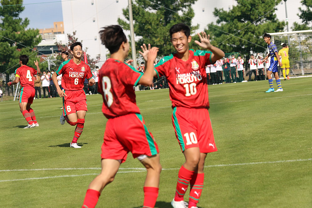 サッカー部OB会 新体制で結集｜関西大学北陽高校同窓会