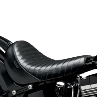 ソフテイルのシート・カスタム - ハーレーカスタムガイド