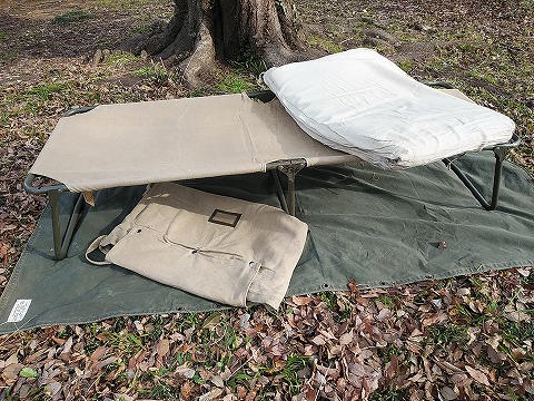 フランス軍 フィールド コット・ベッド FULL SET マットレス、キャリア