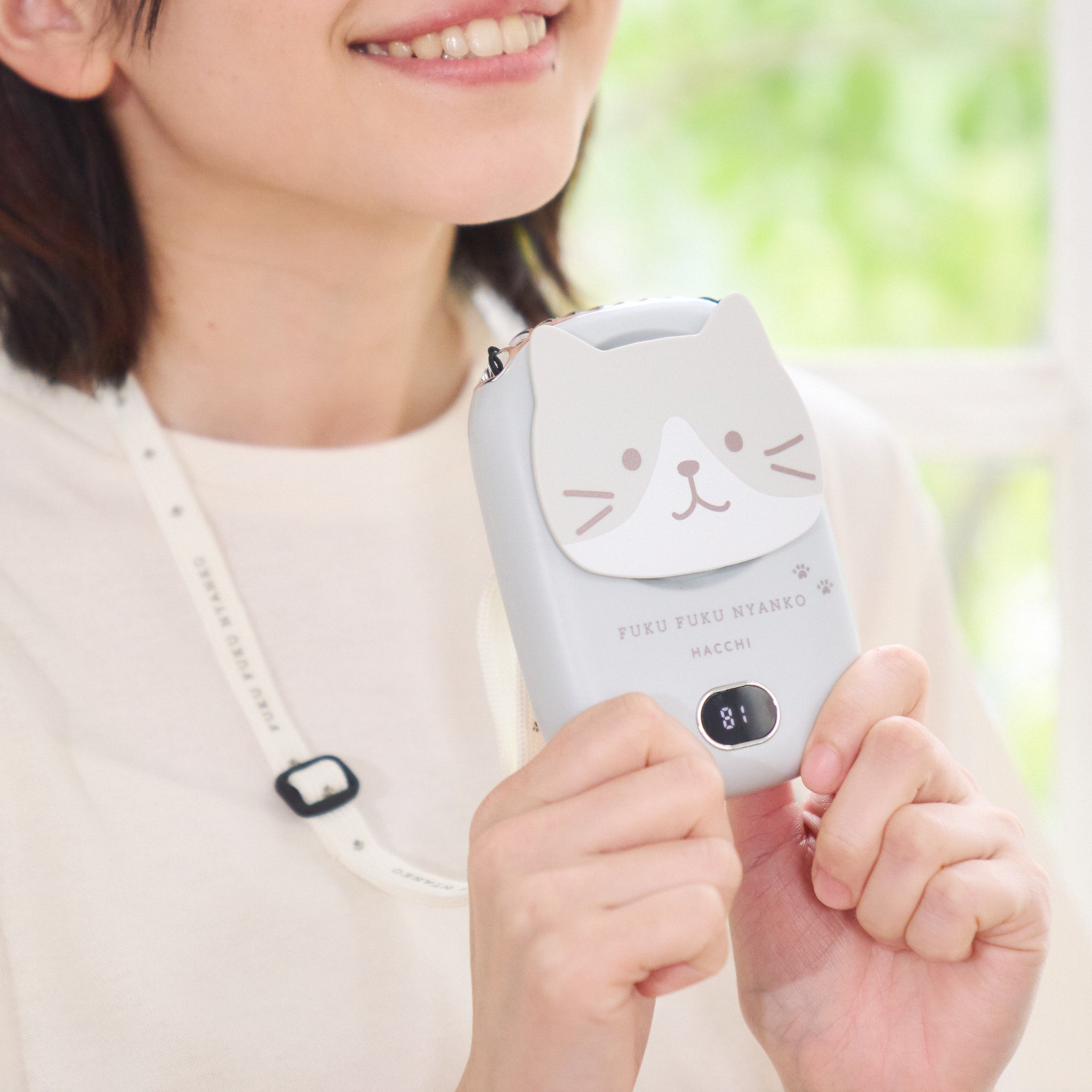 ふくふくにゃんこ 3WAYハンズフリーファン – HAPiNS online shop
