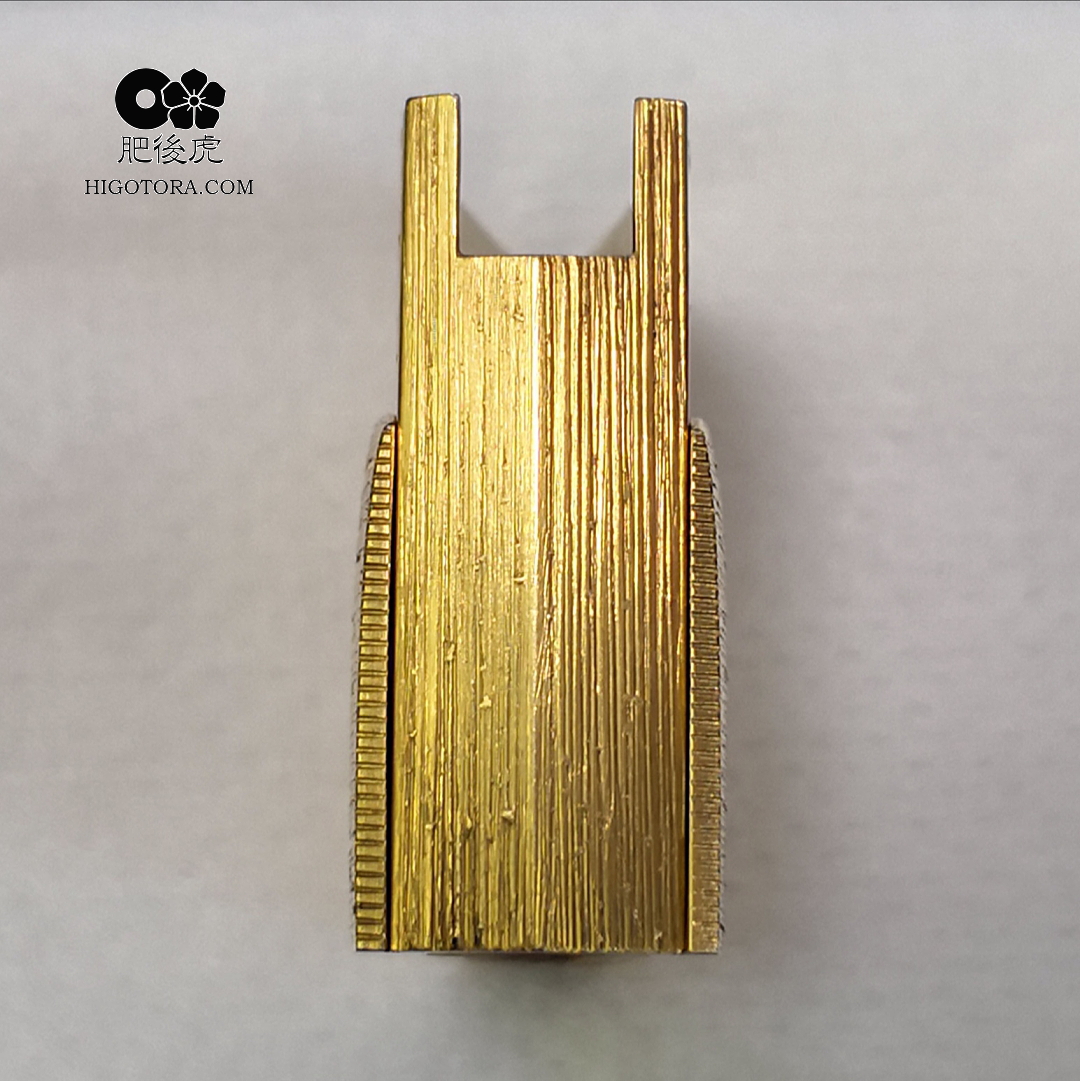 金無垢、18K、20K、22K素材が普段使われているハバキ、切羽から金部分