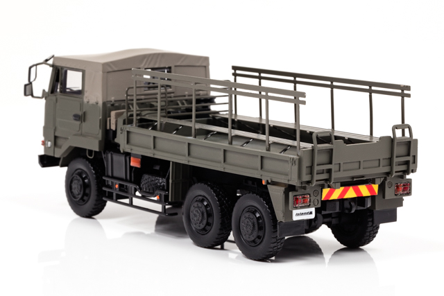 1/43 陸上自衛隊 3・1/2t トラック (73式大型トラック SKW477 幌無