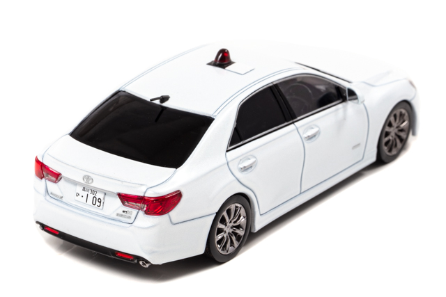 1/43 トヨタ マークX 350S +M SUPER CHARGER (GRX133) 2016 警視庁交通