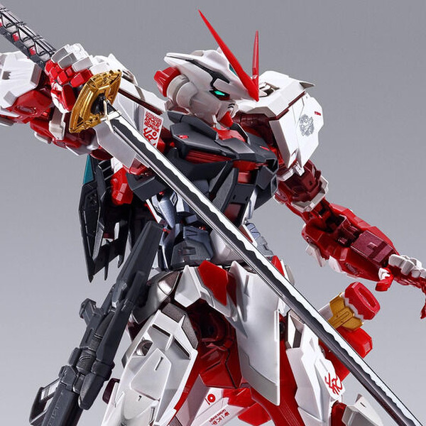 最新仕様の「METAL BUILD ガンダムアストレイ レッドフレーム」全員