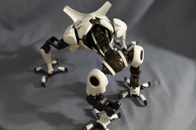 figma METROID DREAD E.M.M.I.』開封の儀―カッコよくも不気味な