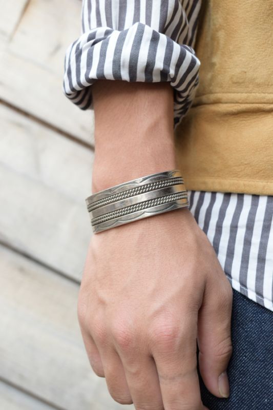 Indian Jewelry Navajo silver bangle