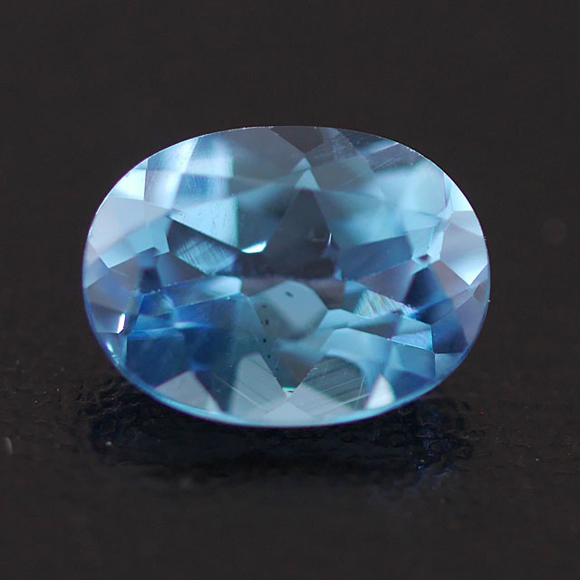 ブルートパーズ ルース(裸石) 1.44ct, オーバル(楕円形) 【11月19日の