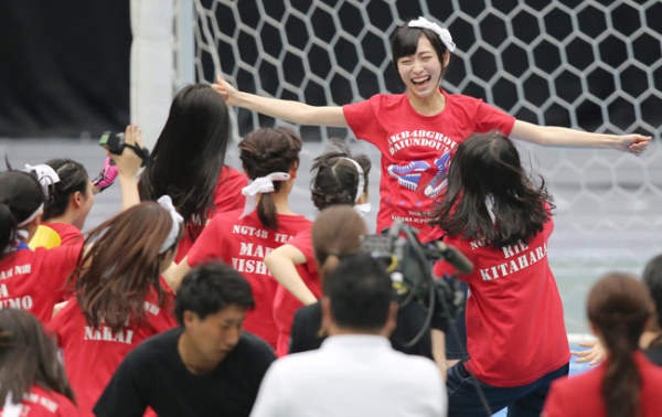 第2回AKB48グループ チーム対抗大運動会 写真特集：時事ドットコム