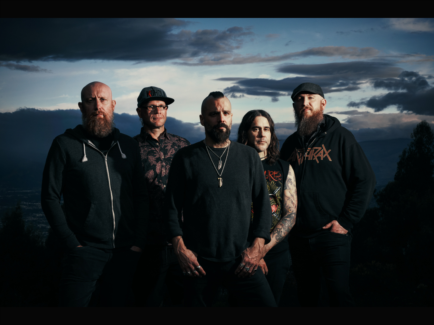 キルスウィッチ・エンゲイジ | ビクターエンタテインメント