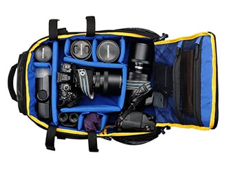 コンパクトなサイズながら「OM-D E-M1 Mark II」フルシステムを収納