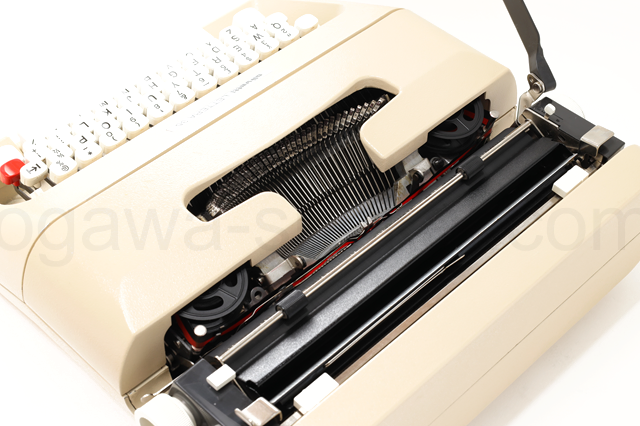 olivetti LETTERA 35 中古タイプライター｜タイプライター専門店の尾河商会