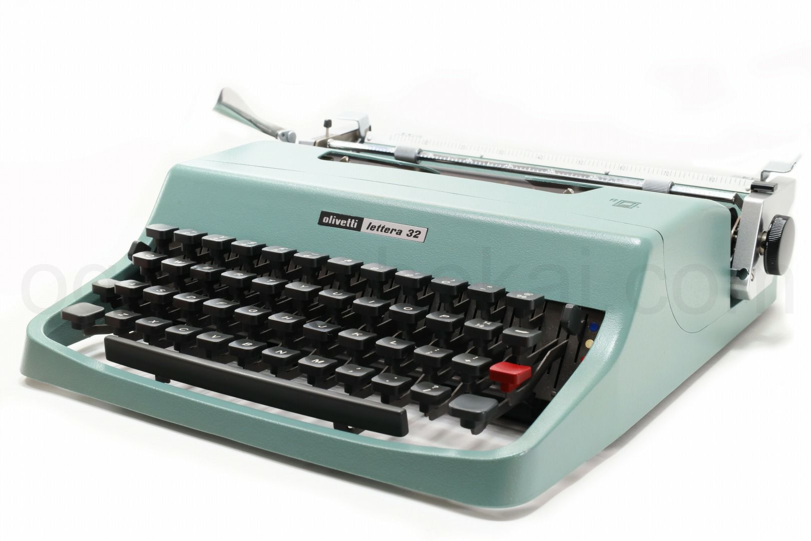 olivetti Lettera 32 中古タイプライター｜タイプライター専門店の尾河商会
