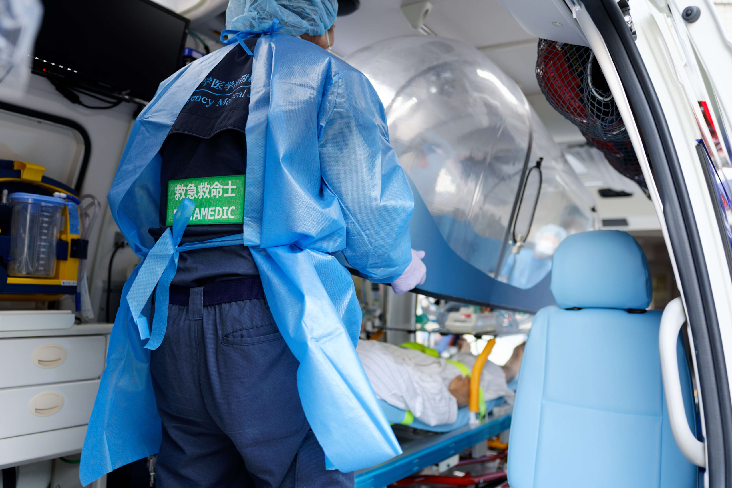 ドクターカー・DMATカー | 大阪大学医学部附属病院 高度救命救急センター
