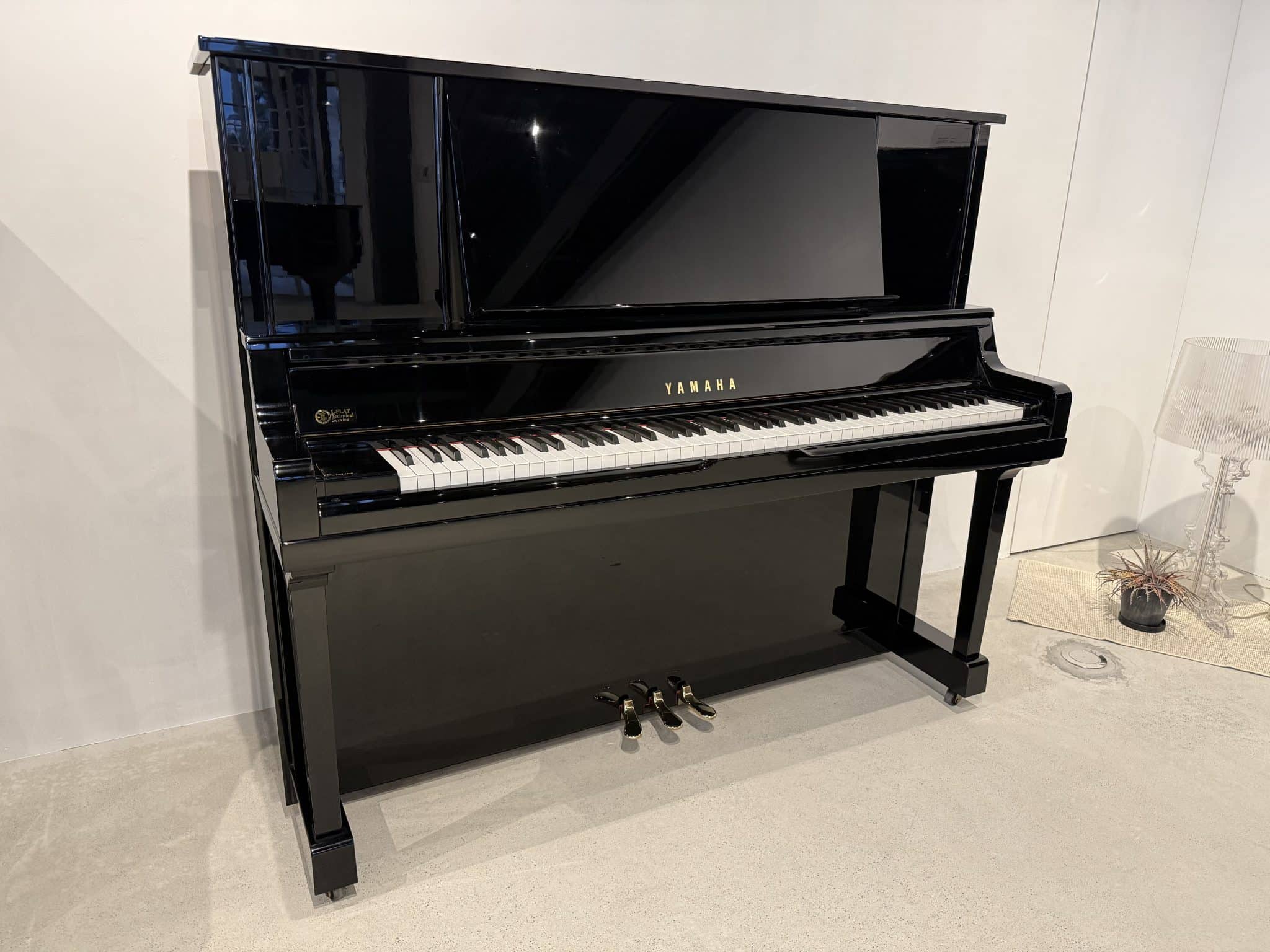 中古アップライトピアノ YAMAHA（ヤマハ）UX30A | 株式会社エルフラット
