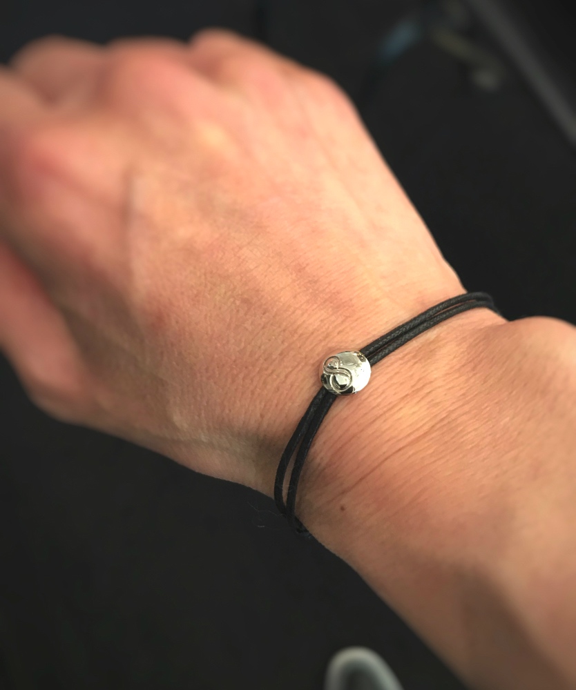 28vingt-huit 779 Number Wax Cord Bracelet PT900/ヴァン ユィット