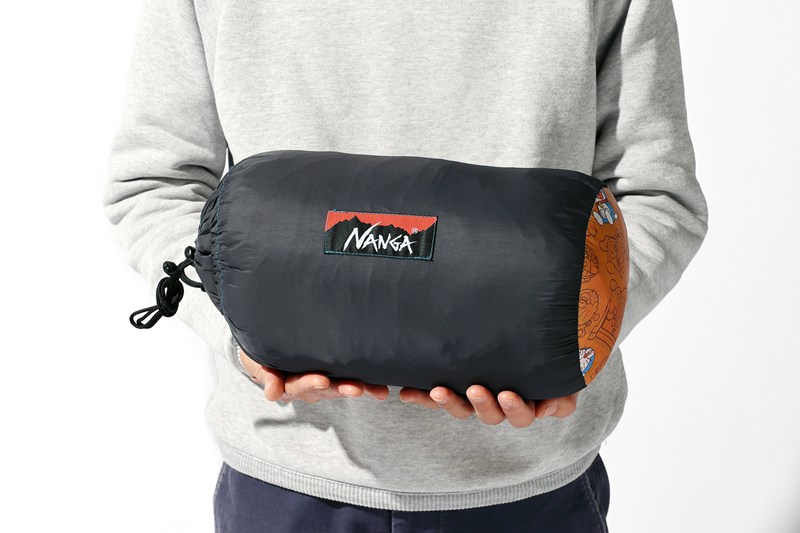 即完売したナンガのふかふか『ドラえもん』デザインの寝袋が