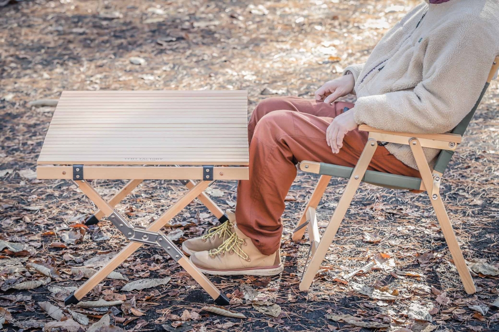 ペアからファミリーまで使える！奥行70㎝・テントファクトリーの「ZEL