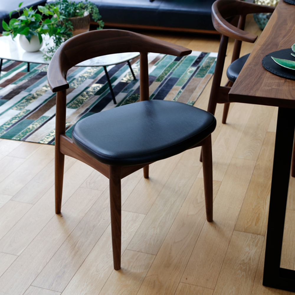 カリガリス コヌビア ニューヨーク ダイニングチェア (ソフトレザー