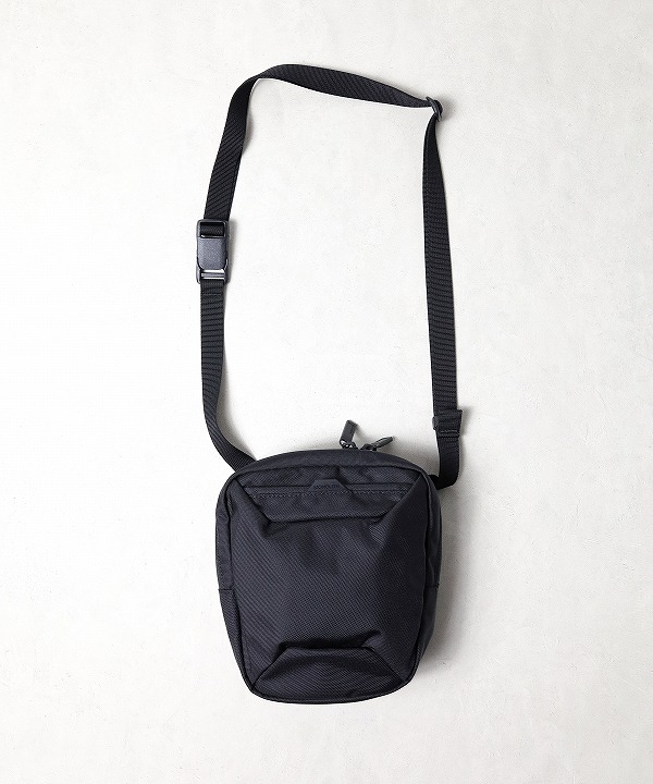 モノリス/MONOLITH SHOULDER STANDARD SSS [バッグ(バックパック