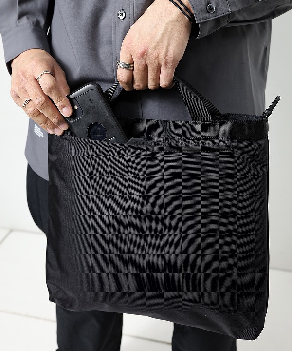 モノリス/MONOLITH TOTE SHOULDER STANDARD M [バッグ(バックパック