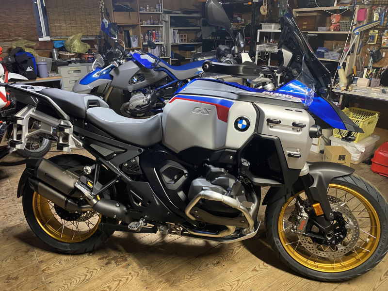R 1300 GS Adventure コンフォートローフロントシート 純正 R 1300 GS