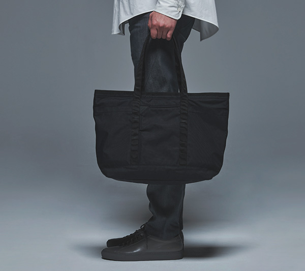TOTE STANDARD M BLACK | STANDARD | PRODUCTS | MONOLITH OFFICAL