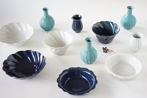 山本たろう 輪花小鉢 ルリ｜和食器の通販 monsen