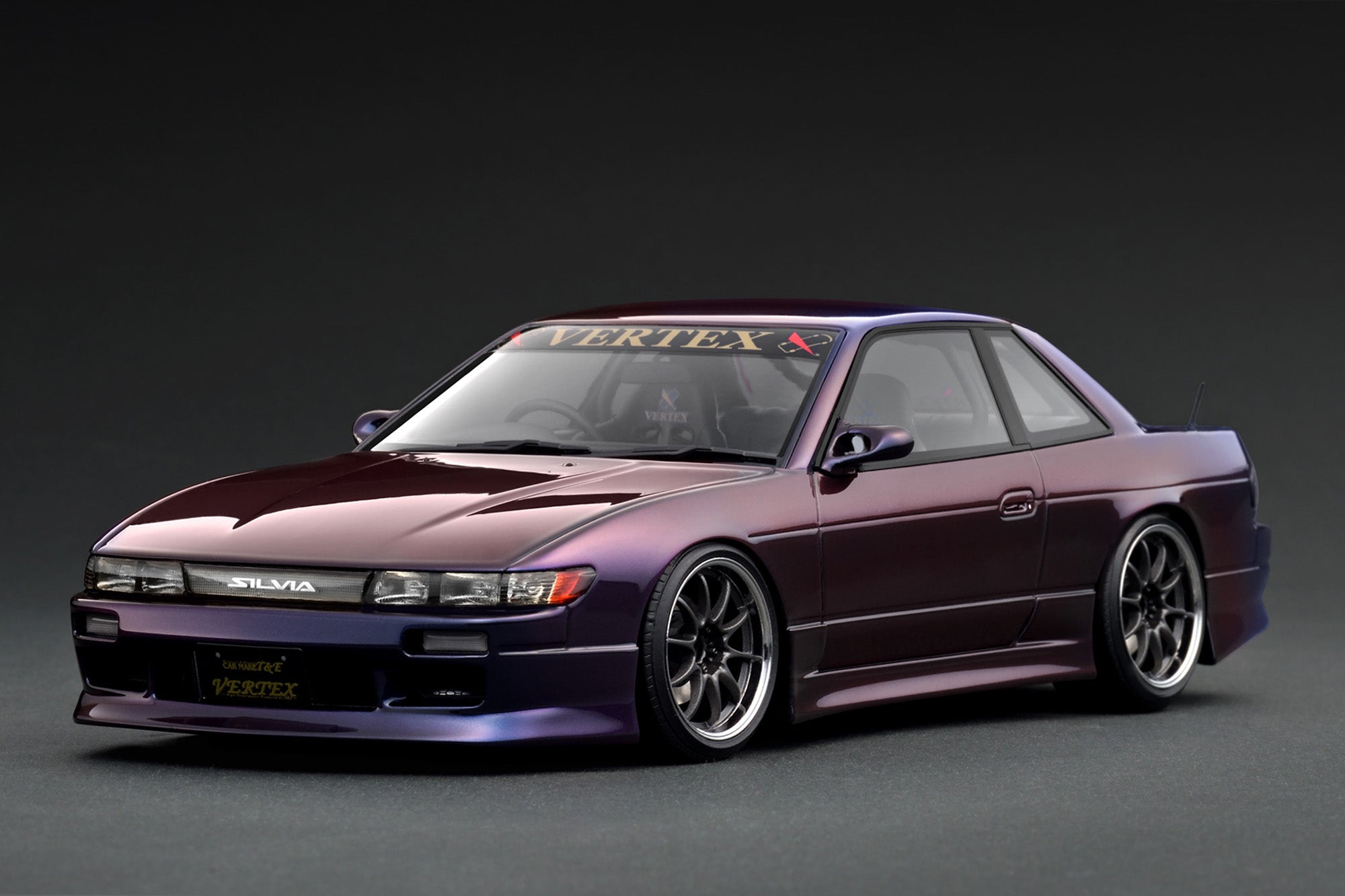 Ignition Model 1:18 Nissan Silvia (S13) VERTEX Edition in Purple