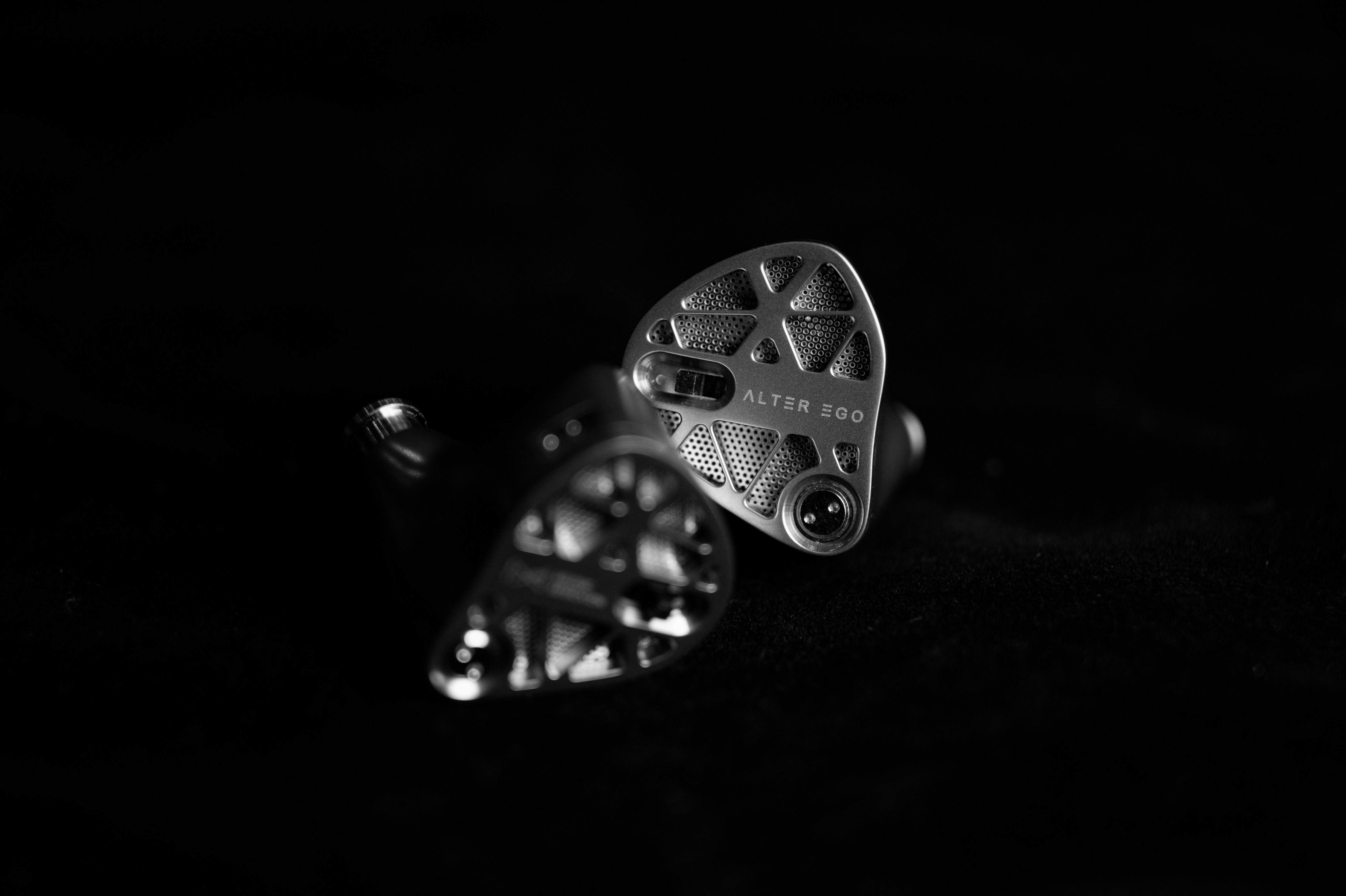 ALTER EGO 1DD+4BA+4EST – Melodic Artification & Timsok