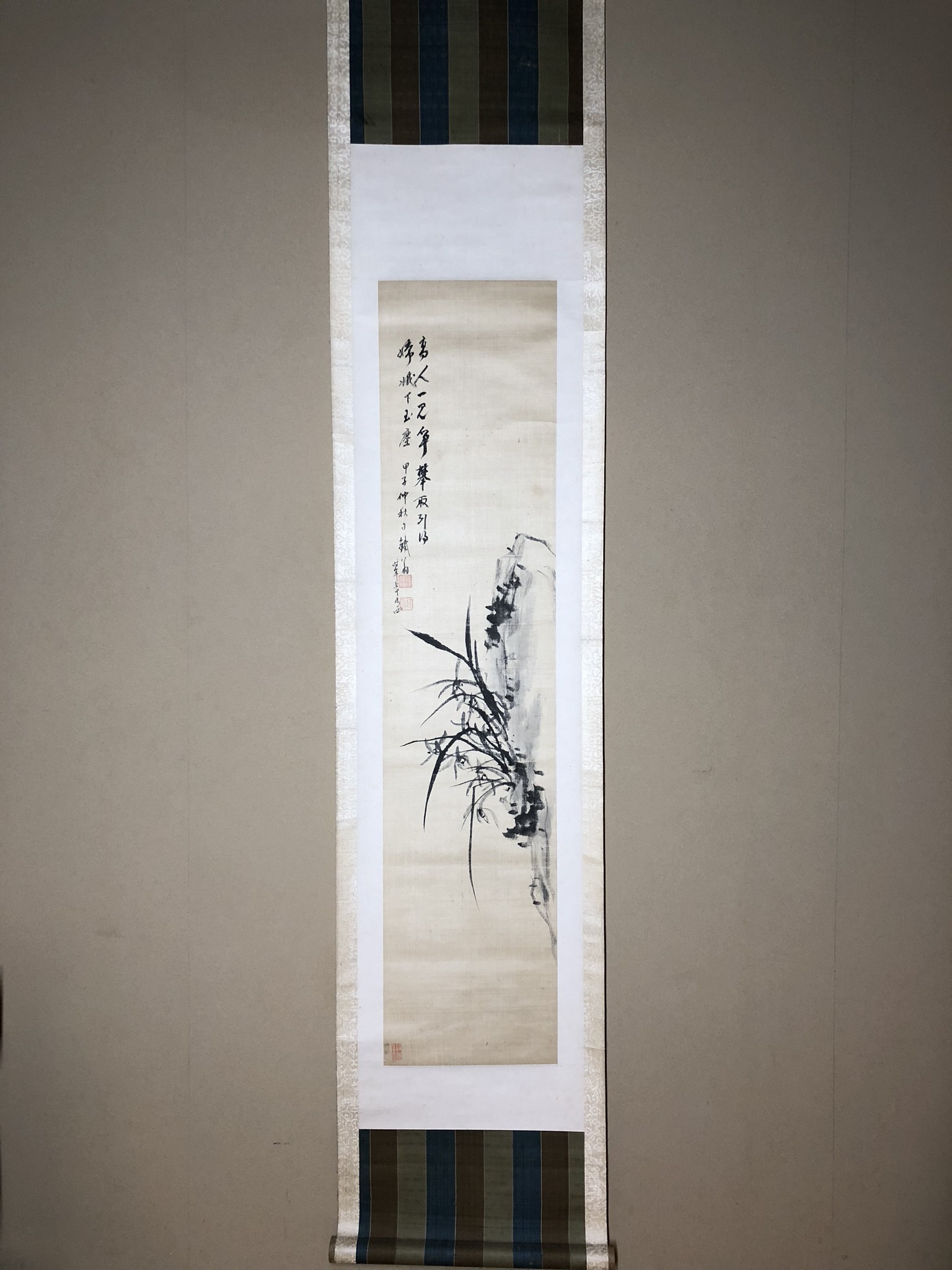 日高鉄翁 崖蘭図｜古美術・掛け軸の販売・買取・鑑定-松本松栄堂