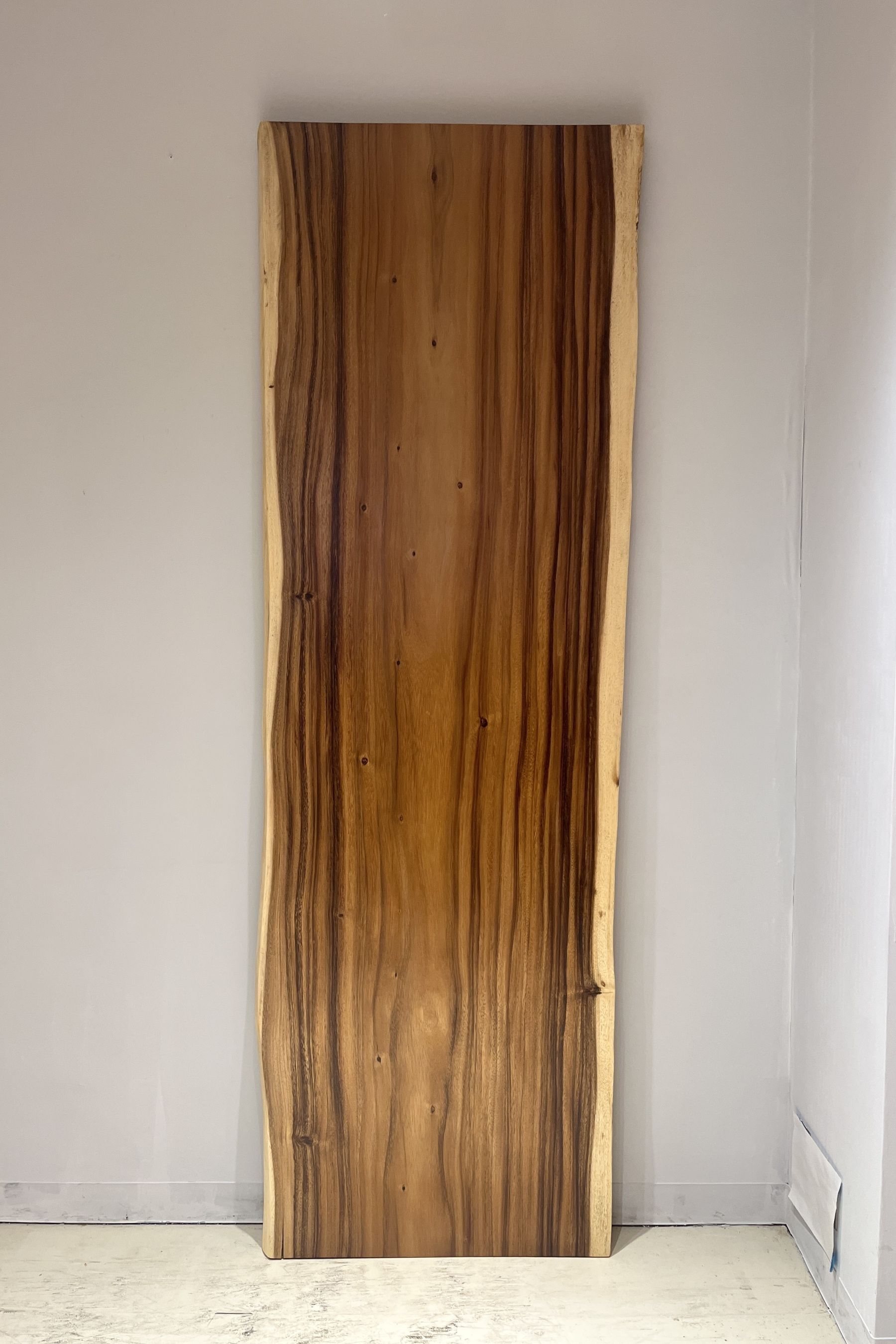 天然木 東京 新宿 東五軒町店展示 欅（けやき・ケヤキ）材 一枚板