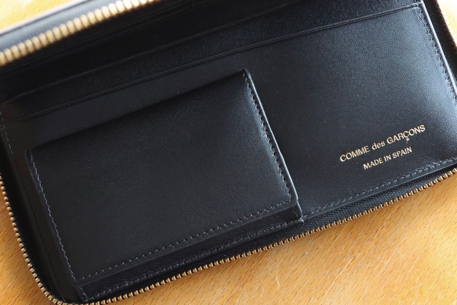 Wallet COMME des GARCONS - コムデギャルソン クラシックレザー長財布