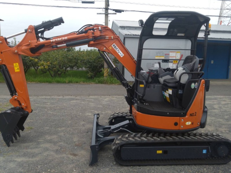 日立ミニショベル 「ZX40UR-5B」 新車納車させていただきました