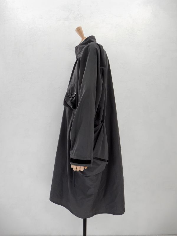 COMFY OUTDOOR GARMENT / RAIN FALLS PONCHO