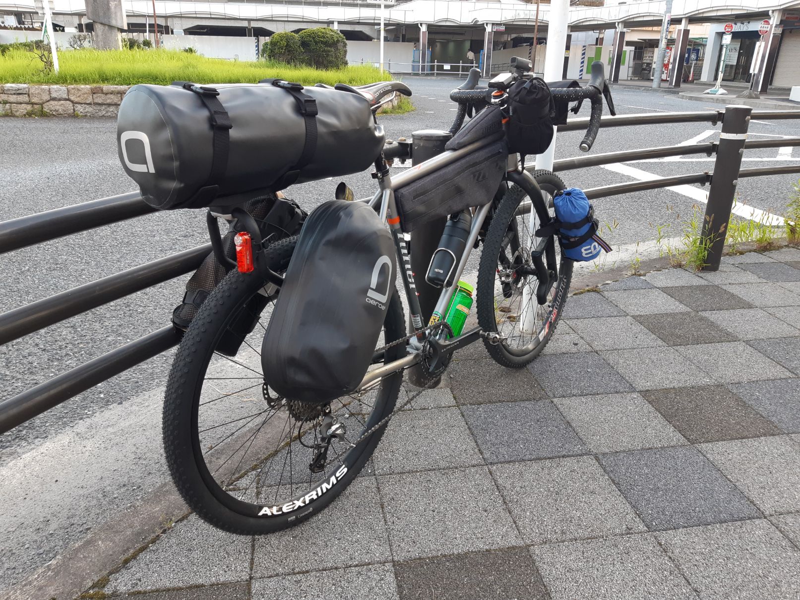 Aeroe Bike Pack でキャンプツーリング × 輪行旅 | ブログ｜ミズタニ