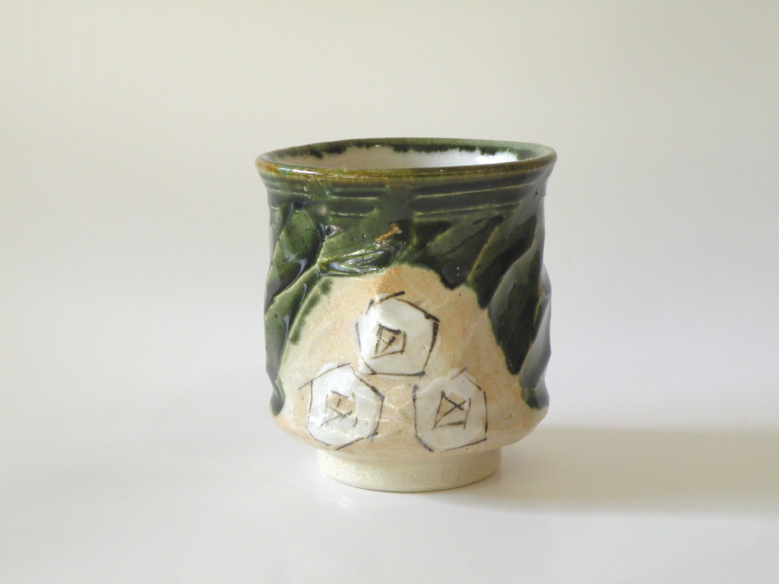 美濃焼伝統工芸品協同組合 | 志野茶碗