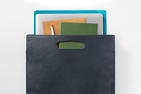 ストア限定】キャリングバッグ横型 PUレザー 濃紺(91803823)｜ミドリ