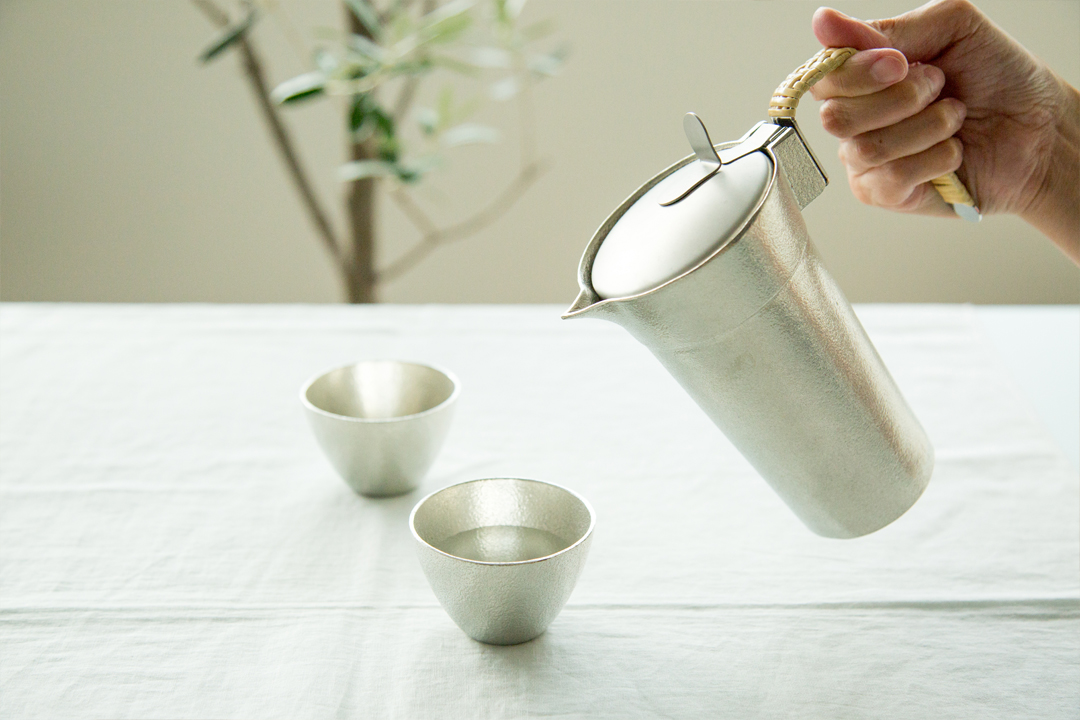 能作と暮らし-錫のちろりで燗酒を楽しむ | 商品情報 | 株式会社 能作