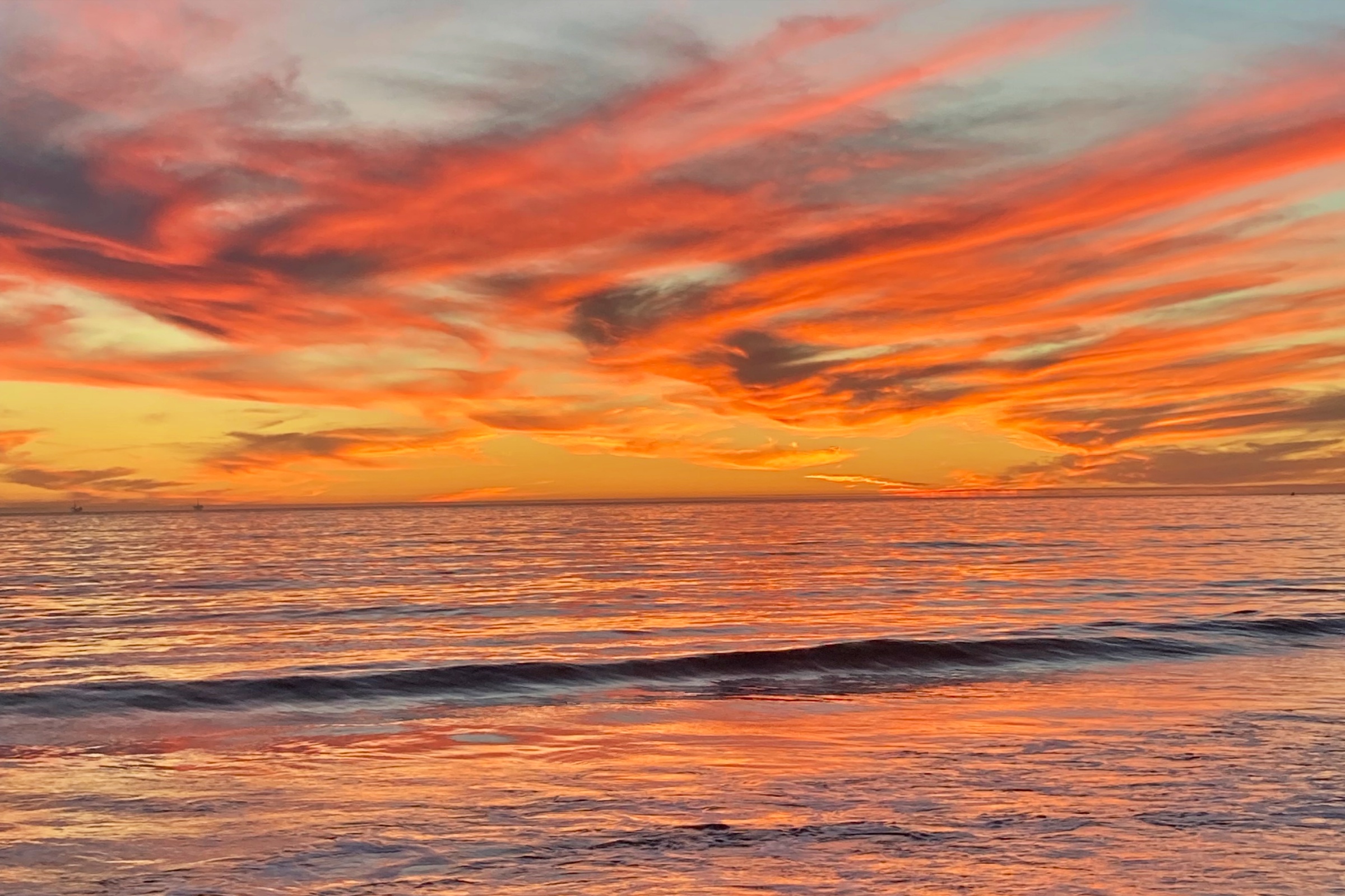 Carpinteria State Beach Sunset | Photo of the Day | Noozhawk