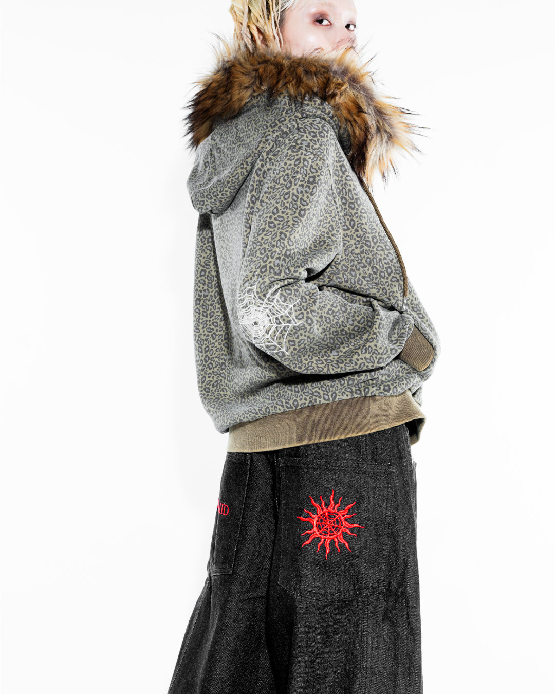 RIGID DENIM – BLACK/RED – NOREMID