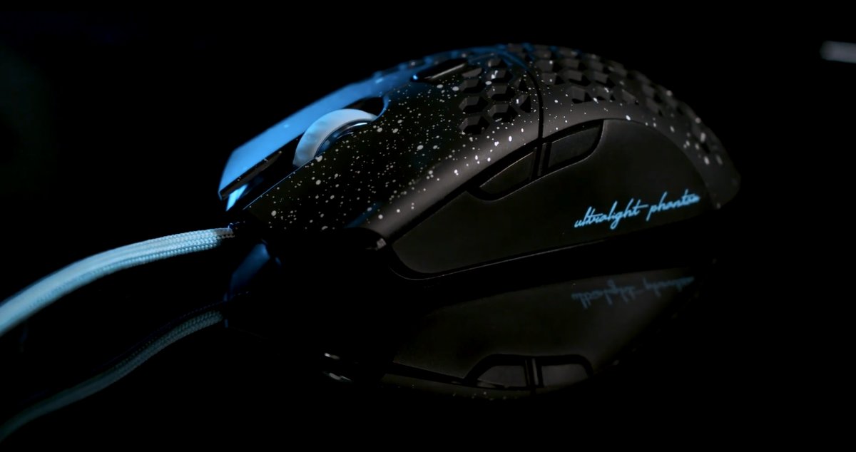 有線なのにワイヤレスのような軽さを味わえる超軽量ゲーミングマウス