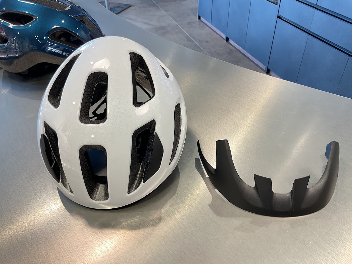 保障が手厚い！TREKのヘルメットを被って安全安心な自転車のある生活を